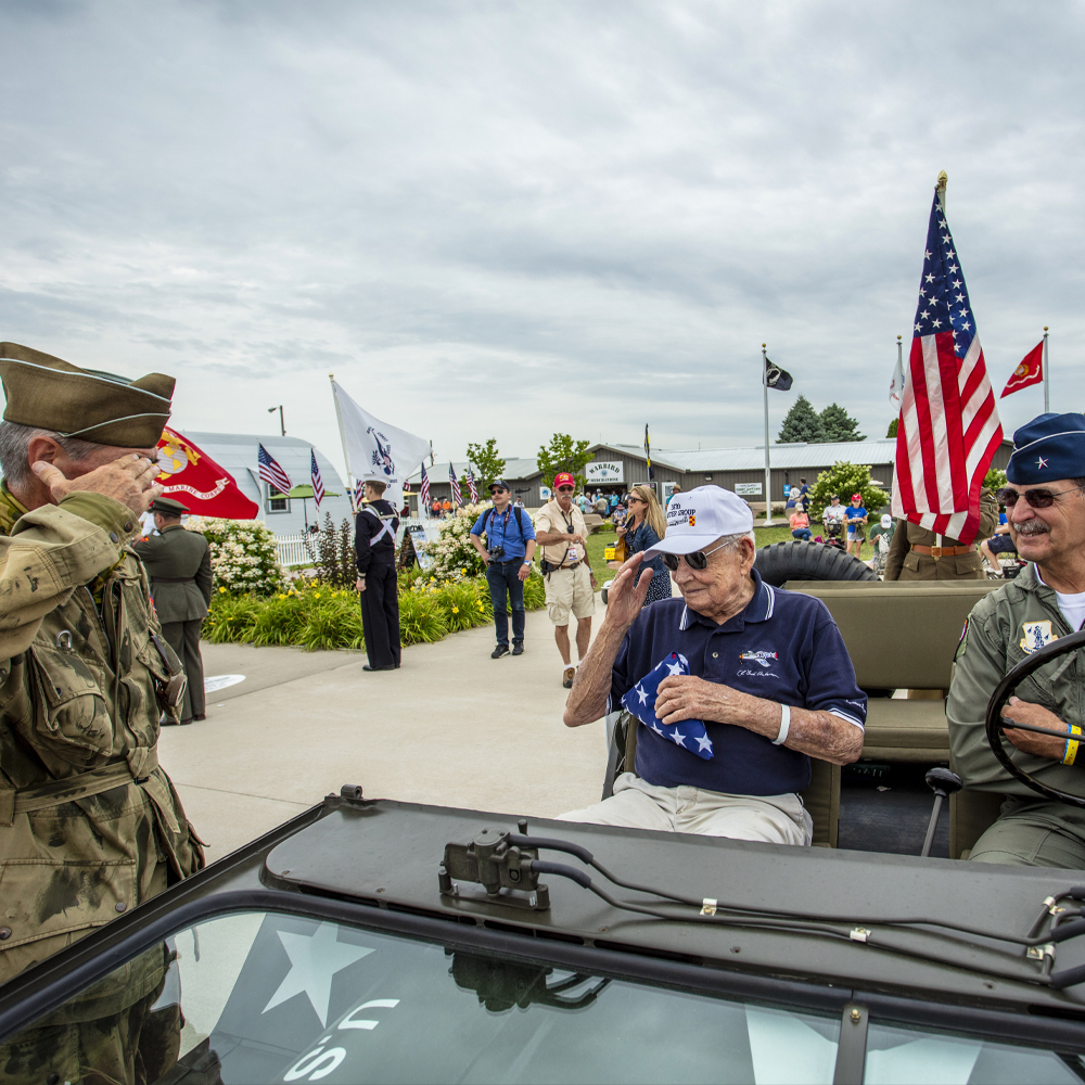 Salute To Veterans Featuring Dick Rutan and Brig Gen Charles Boyd | EAA ...